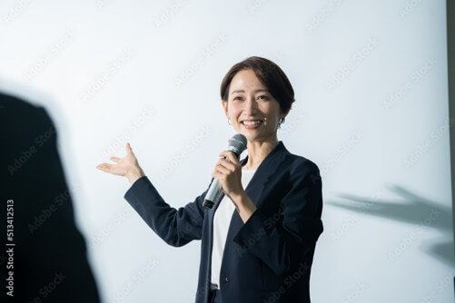 人前に立って話す時(講演会・セミナー等)